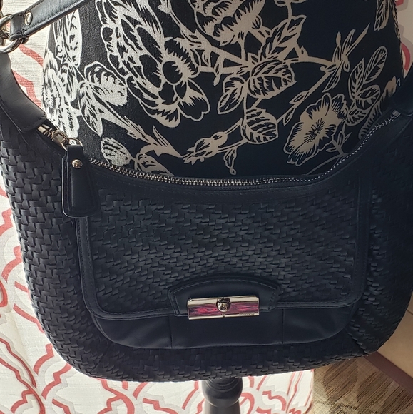 Coach Kristine Handbag - Picture 3 of 8